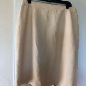 NWT women’s 18 pale yellow silk/linen skirt